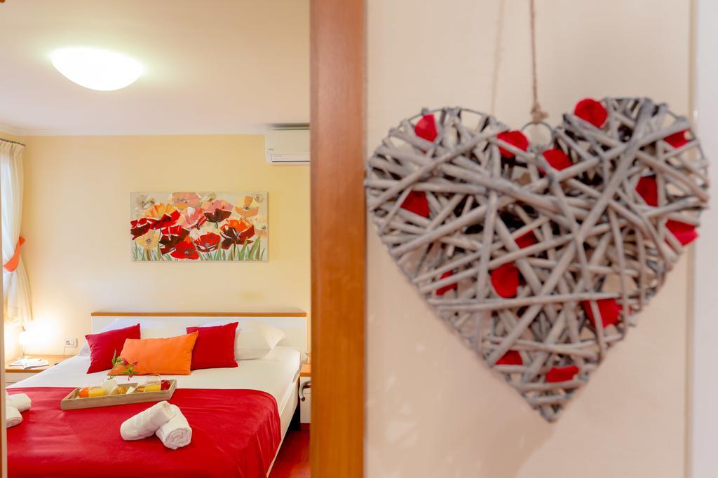 Leona & Borna'S Central Lapad Suites Dubrovnik Ngoại thất bức ảnh