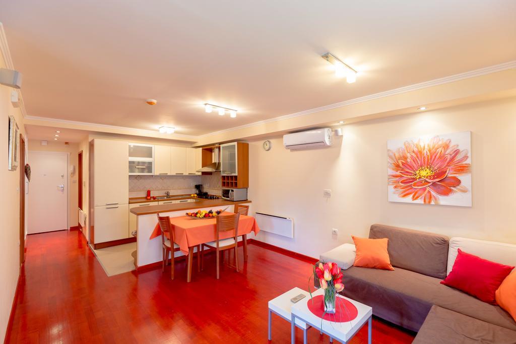 Leona & Borna'S Central Lapad Suites Dubrovnik Ngoại thất bức ảnh