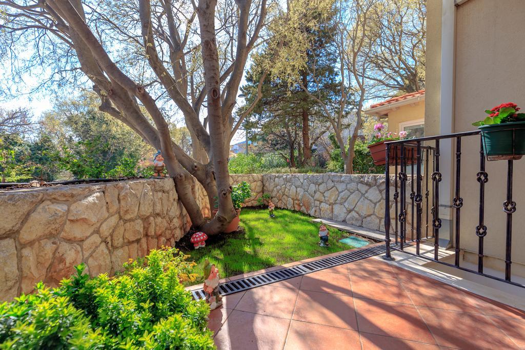 Leona & Borna'S Central Lapad Suites Dubrovnik Ngoại thất bức ảnh