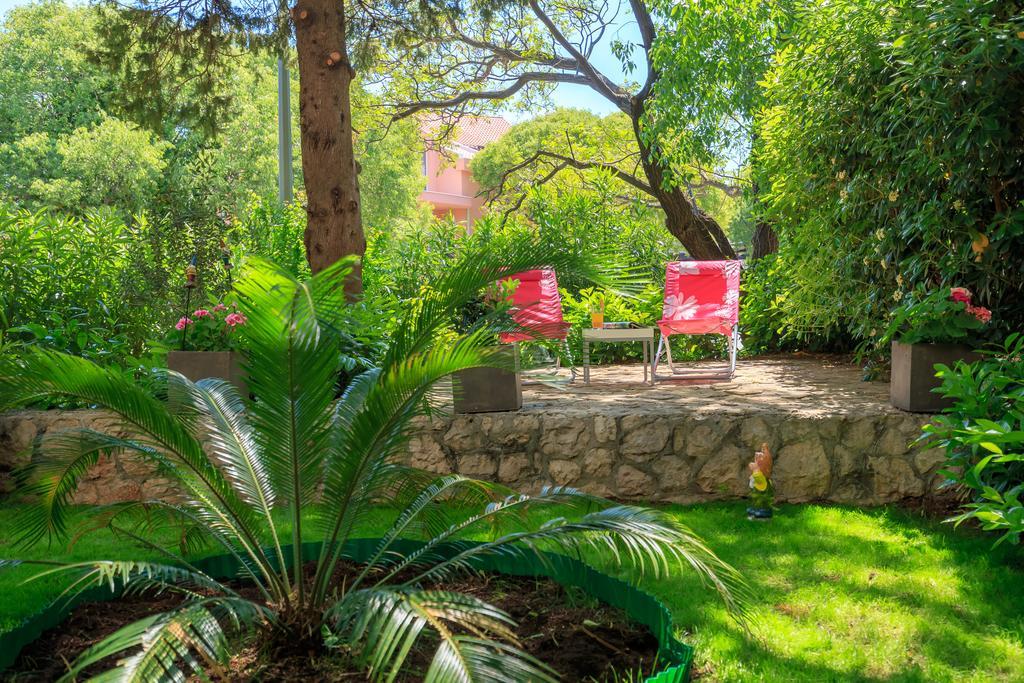 Leona & Borna'S Central Lapad Suites Dubrovnik Ngoại thất bức ảnh