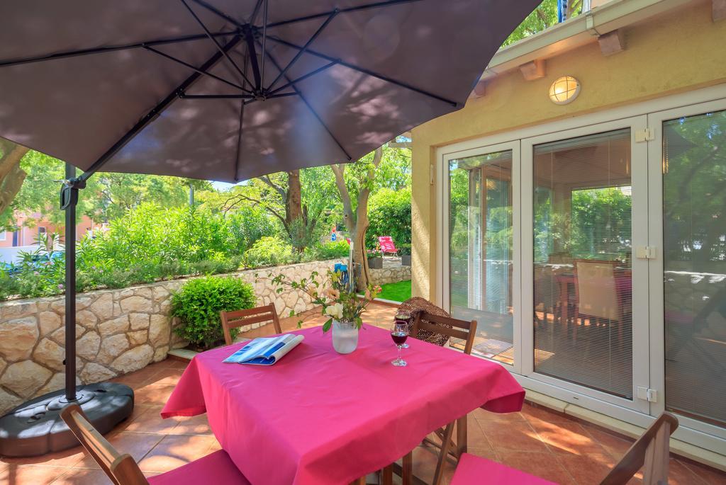 Leona & Borna'S Central Lapad Suites Dubrovnik Ngoại thất bức ảnh