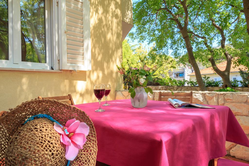 Leona & Borna'S Central Lapad Suites Dubrovnik Ngoại thất bức ảnh