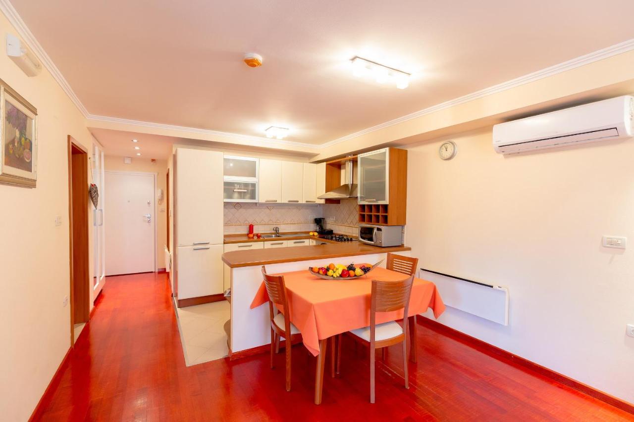 Leona & Borna'S Central Lapad Suites Dubrovnik Ngoại thất bức ảnh