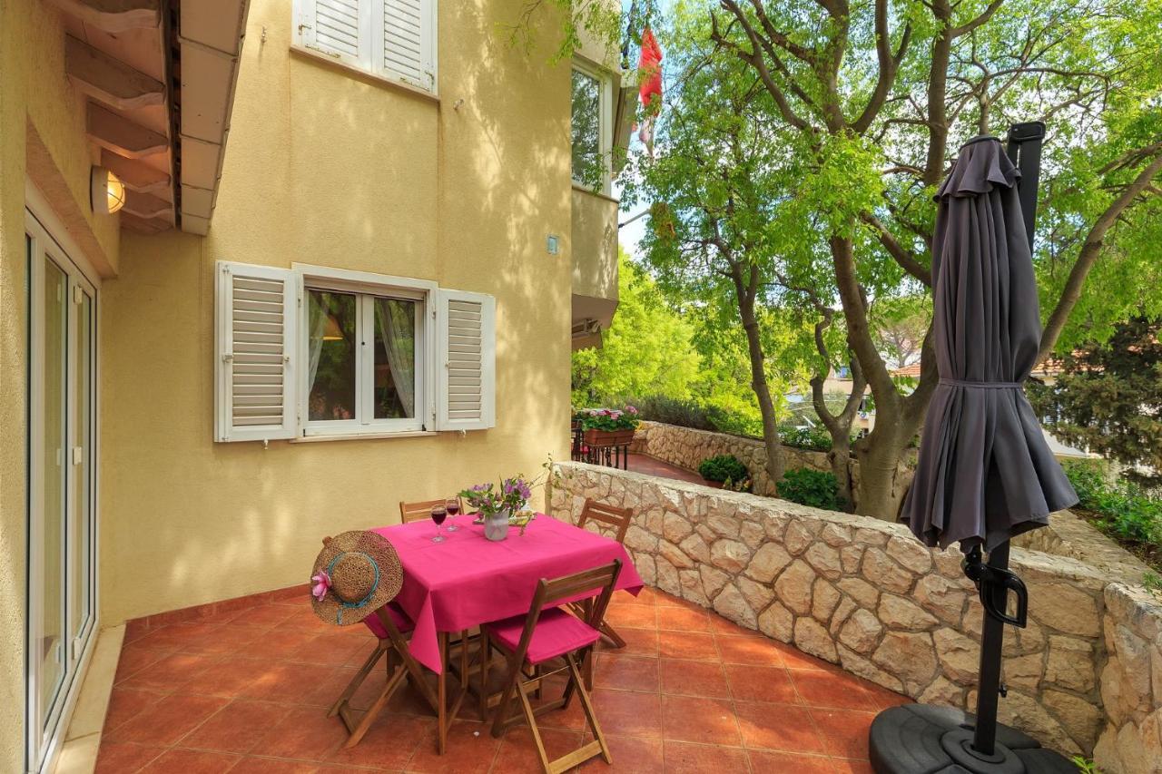 Leona & Borna'S Central Lapad Suites Dubrovnik Ngoại thất bức ảnh