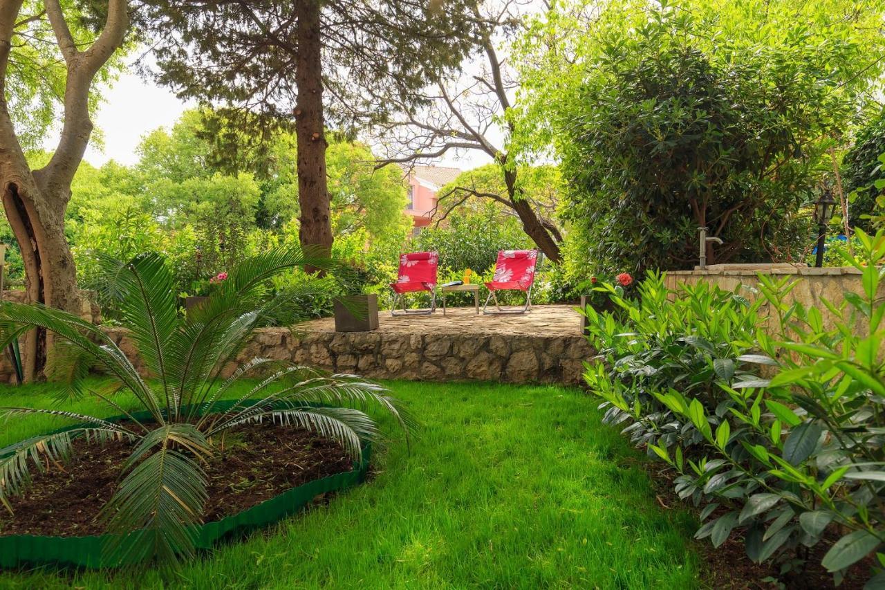 Leona & Borna'S Central Lapad Suites Dubrovnik Ngoại thất bức ảnh