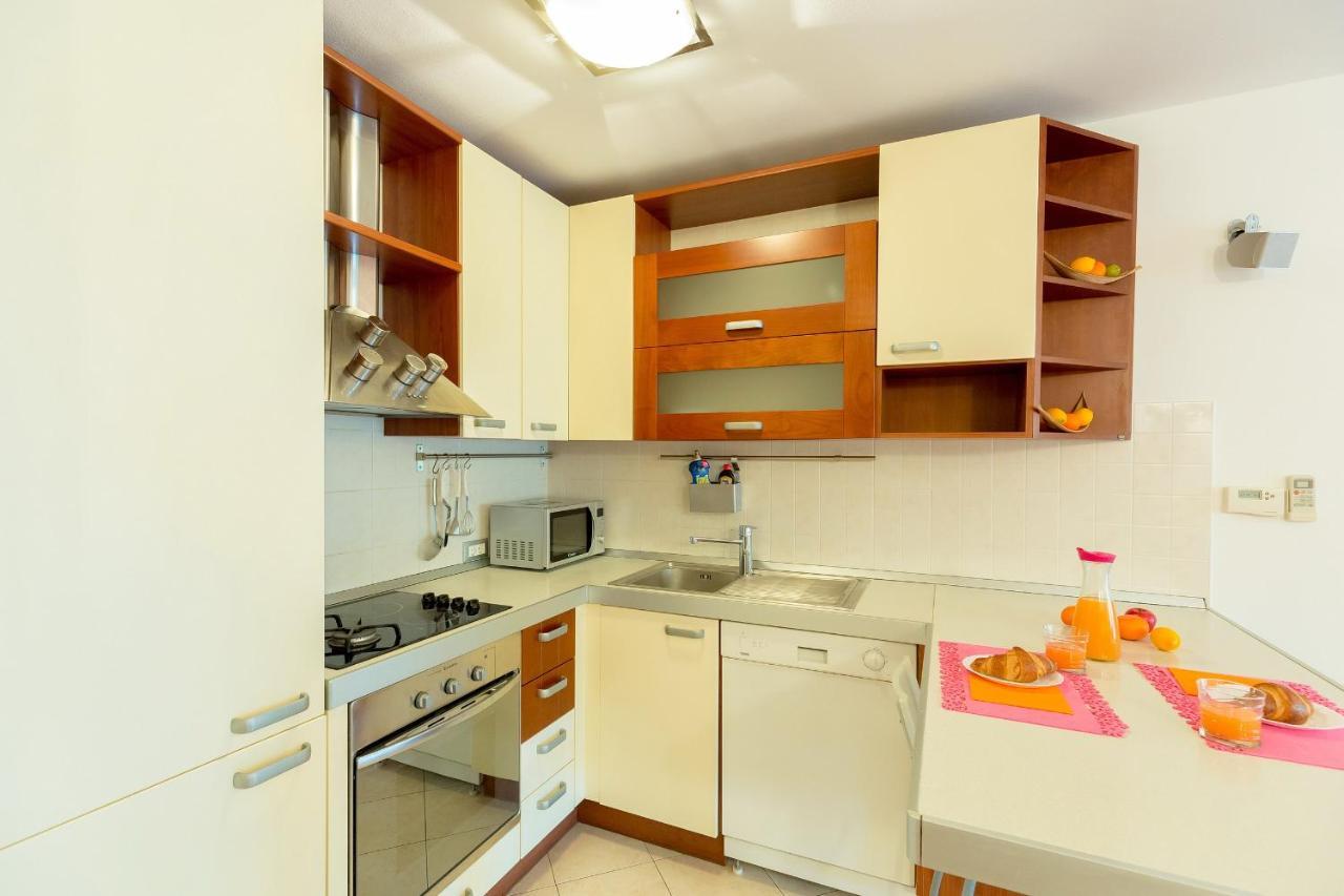 Leona & Borna'S Central Lapad Suites Dubrovnik Ngoại thất bức ảnh